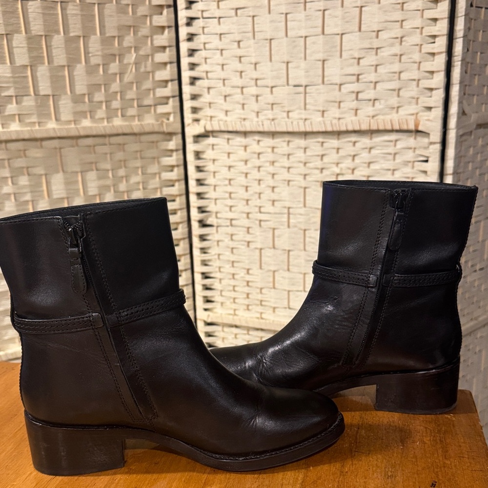 Tory Burch Black Leather Ankle Booties with Gold Logo - Picture 9 of 13